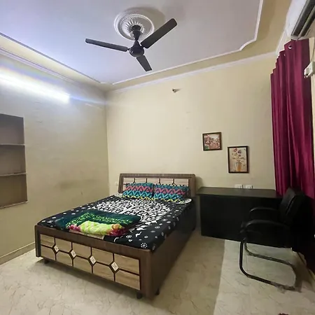 Zenroofs -A 5 Bhk Homestay In City Centre Jaipur Exterior photo